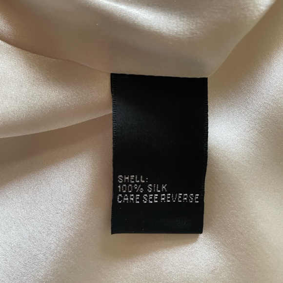 Carmen Marc Valvo 100% silk halter dress EUC - Picture 6 of 9